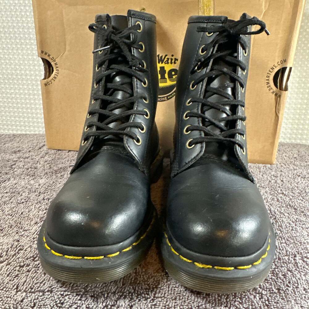 Dr. Martens Vegan 1460 8-Eye Boots in Black Felix Rub Off - Picture 5 of 11